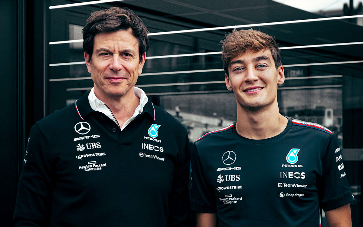 メルセデスのトト・ウォルフ代表とジョージ・ラッセル(メルセデス)、2025年FIA-F1世界選手権