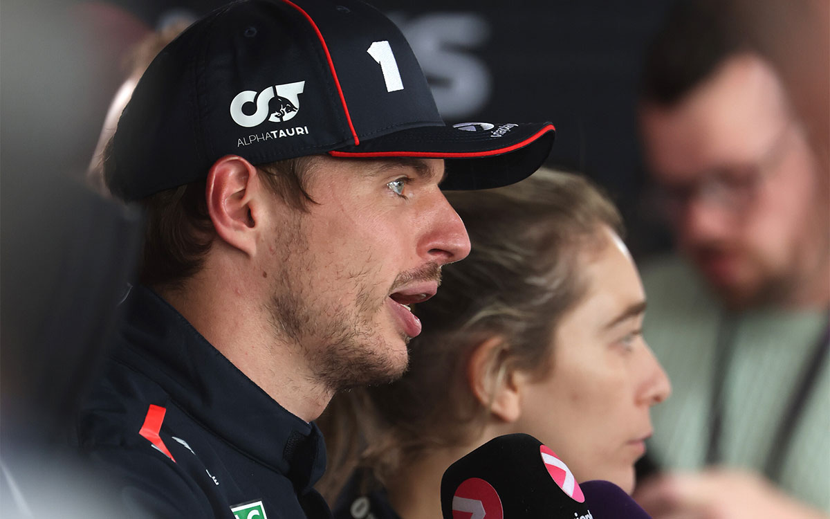 予選後にインタビューを受けるマックス・フェルスタッペン(レッドブル)、2025年7月5日(土) F1イギリスGP(シルバーストン・サーキット)
