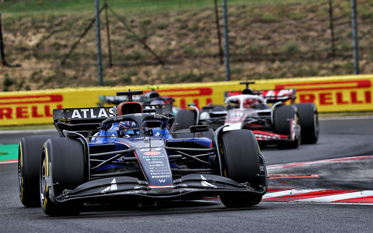 決勝でウィリアムズFW47をドライブするアレックス・アルボン（ウィリアムズ）、2025年8月3日(日) F1ハンガリーGP（ハンガロリンク）