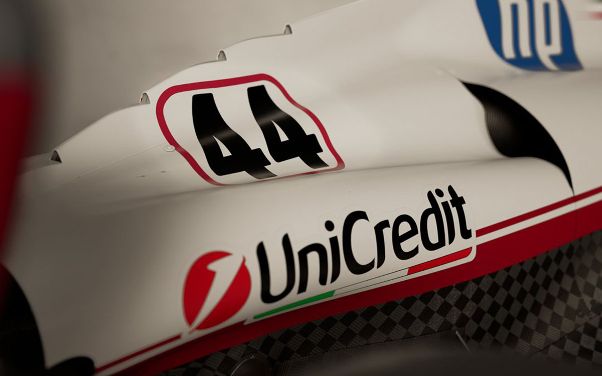 2025年F1イタリアGPで投入されるスペシャルリバリーのスクーデリア・フェラーリSF-25、1975年にニキ・ラウダがフェラーリで初のドライバーズタイトルを獲得してから50周年を記念して (6)
