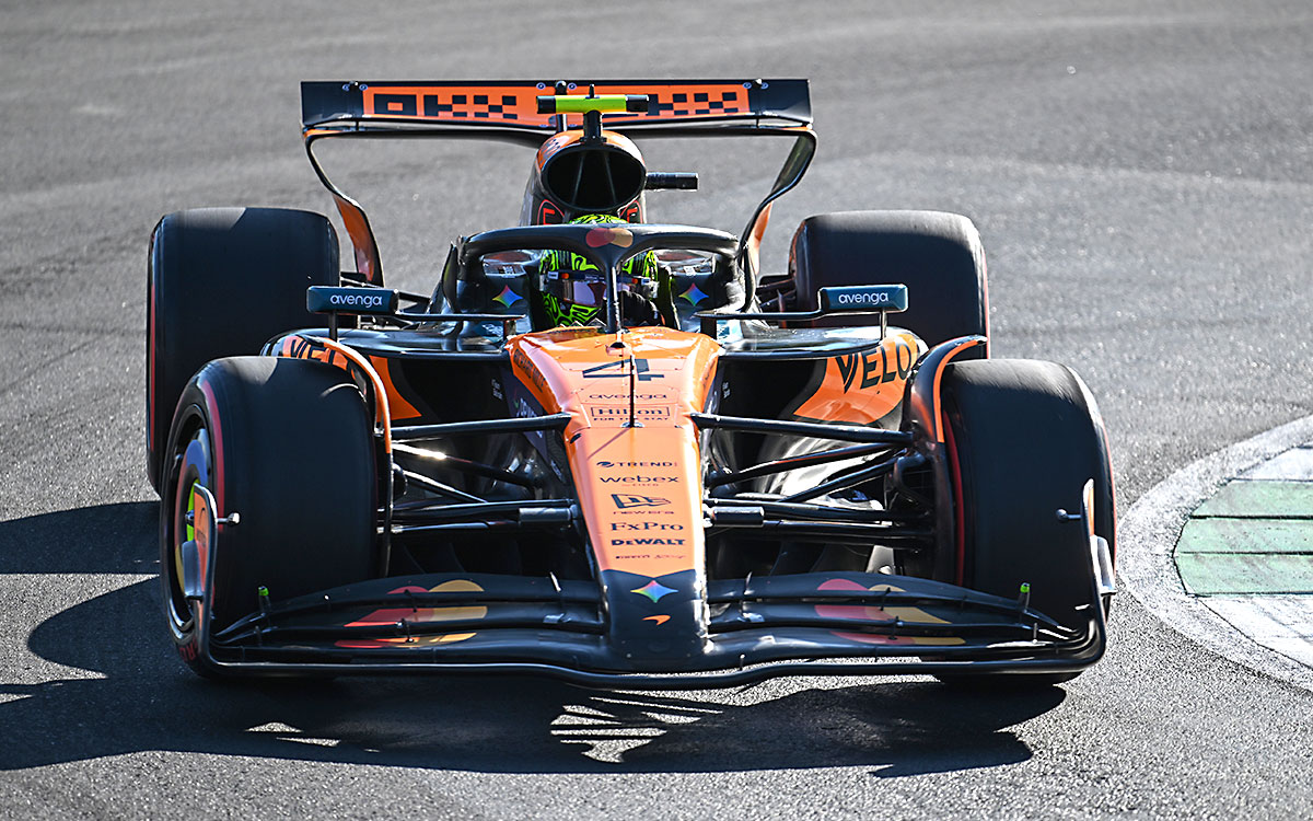 2025年F1第16戦イタリアGPのフリー走行で、モンツァ・サーキットを走行するランド・ノリス（マクラーレン）、2025年9月5日