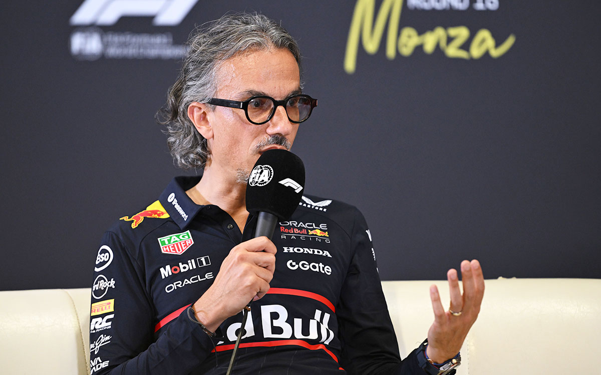 チーム代表会見に臨むローラン・メキーズ（レッドブル・レーシング代表）、2025年9月5日(金) F1イタリアGPフリー走行（モンツァ・サーキット）