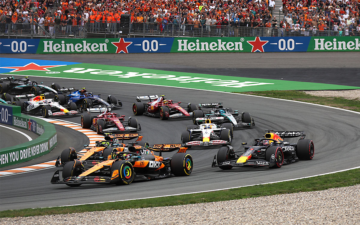 2025年F1第15戦オランダGP決勝スタート直後、2025年8月31日ザントフォールト・サーキット