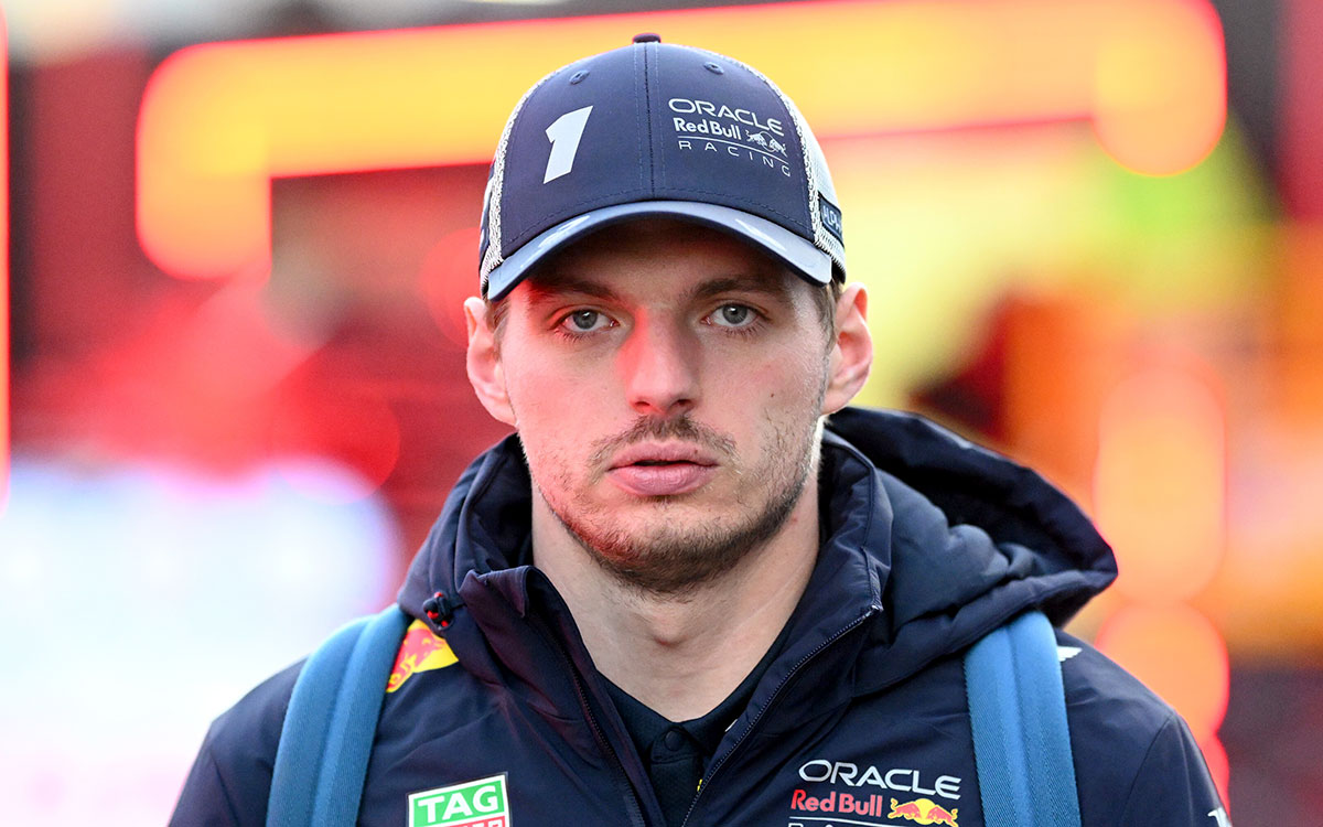 パドックへ到着するマックス・フェルスタッペン（レッドブル・レーシング）、2025年11月19日(水) F1ラスベガスGPメディアデー（ラスベガス市街地コース）