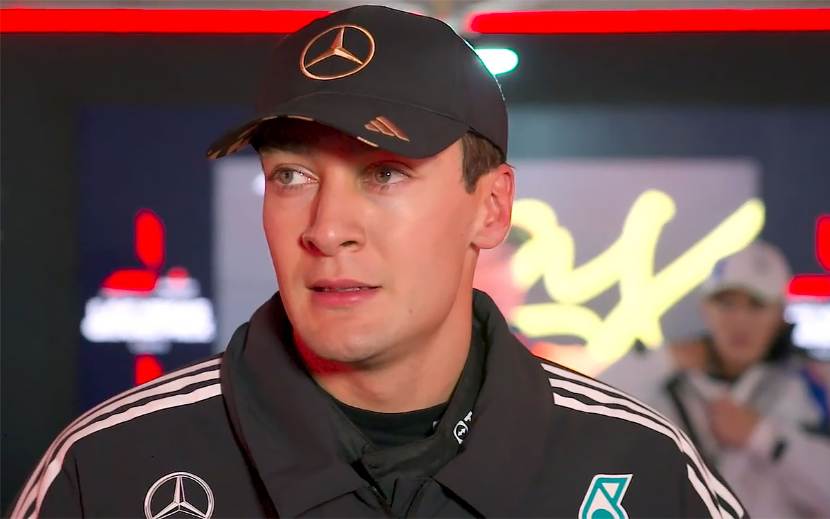 4番手を記録した予選を経てインタビューに応じるジョージ・ラッセル（メルセデス）、2025年11月21日(金) F1ラスベガスGP（ラスベガス市街地コース）