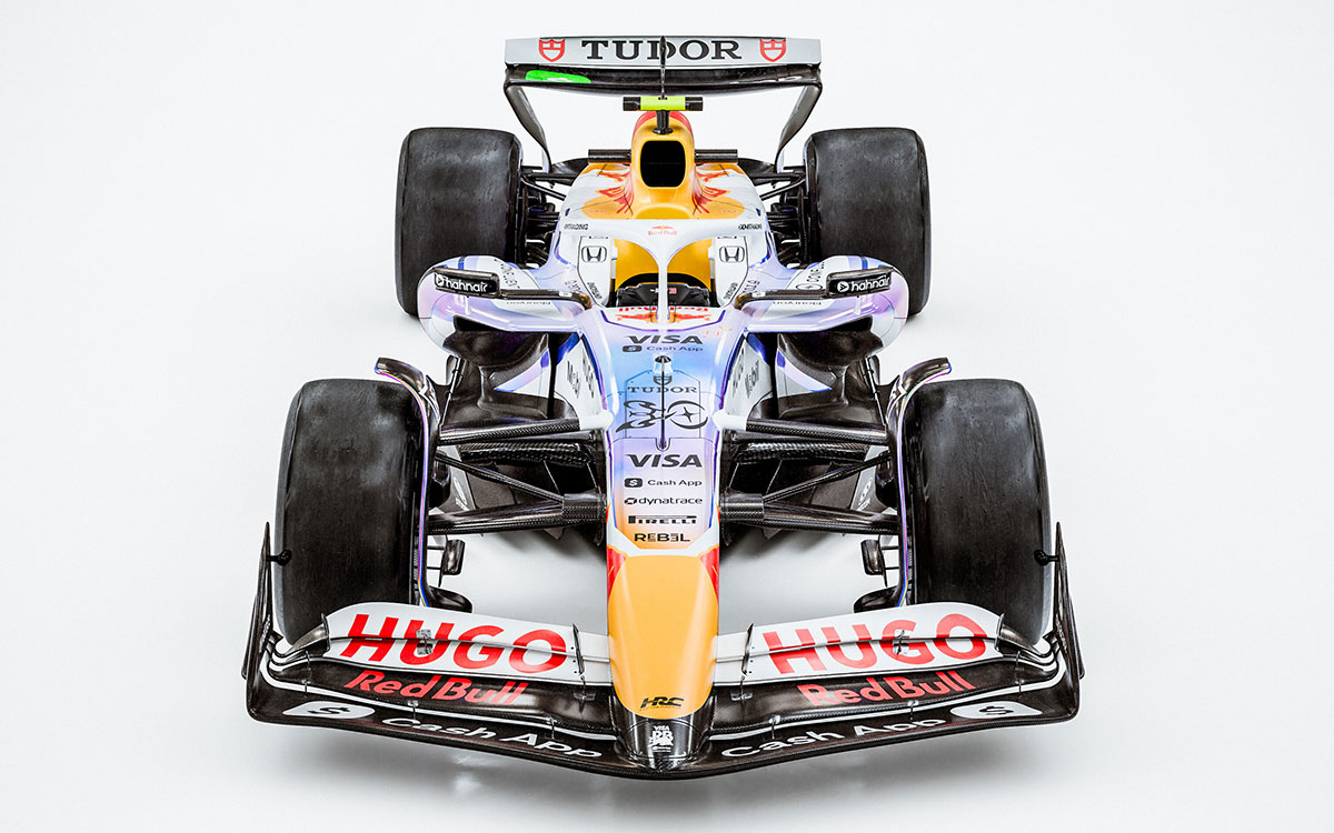 2025年F1ラスベガスGPでレーシング・ブルズVCARB 02に施されるスペシャルリバリー「ホログラフィック・パターン」 (9)