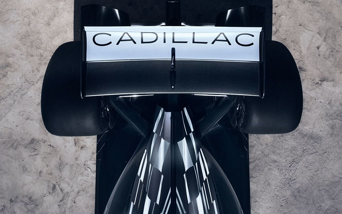 スーパーボウルCM枠を使って公開されたキャデラックF1チームの2026年レースリバリー、2026年2月8日 (3)