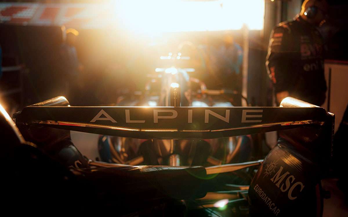 アルピーヌの2026年型F1マシン「A526」のリアウイング、2026年F1プレシーズンテスト（バーレーン・インターナショナル・サーキット）