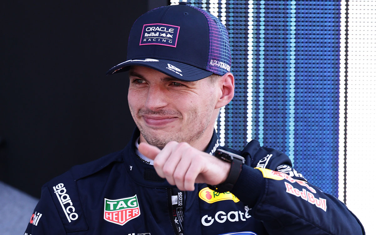 パルクフェルメで笑みを見せる予選2番手のマックス・フェルスタッペン（レッドブル）、2026年5月2日(土) F1マイアミGP（マイアミ・インターナショナル・オートドローム）