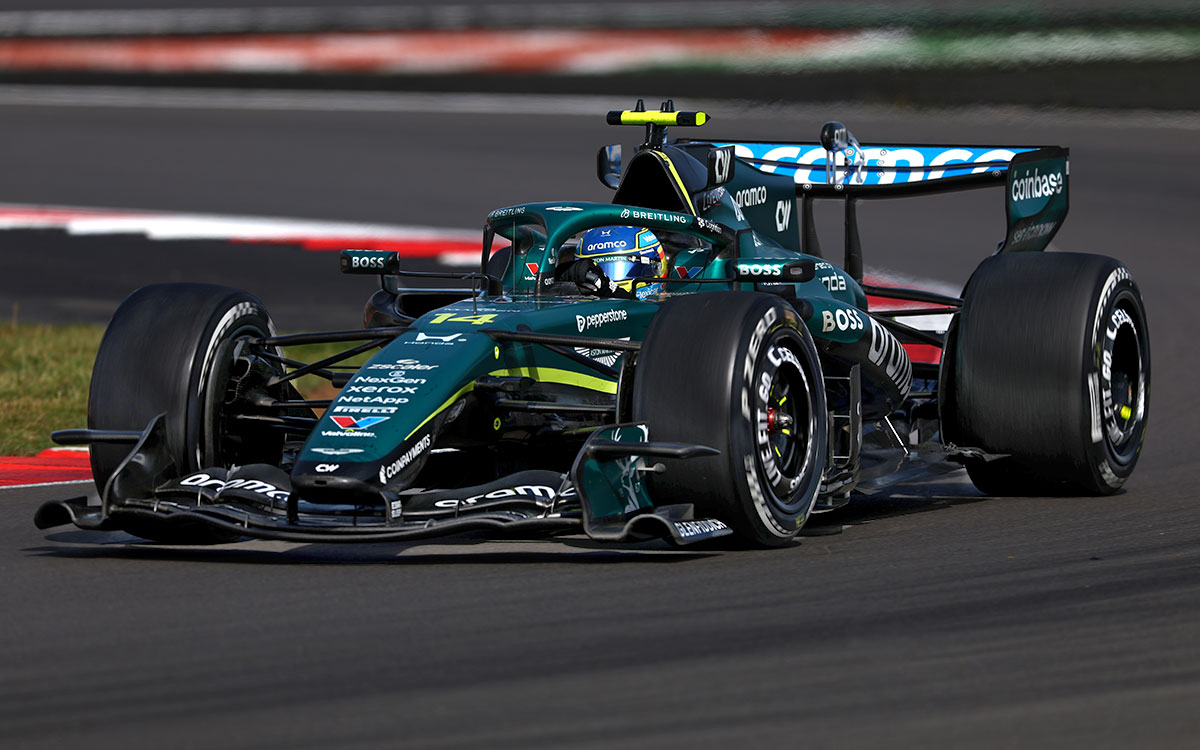 シルバーストーン・サーキットを走行するフェルナンド・アロンソ（アストンマーティン・ホンダ）、2026年7月5日(日) F1イギリスGP決勝