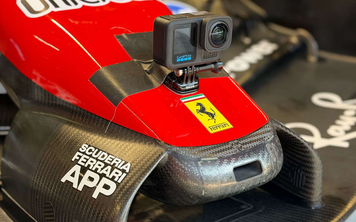 ノーズ先端にGoPro製カメラが取り付けられたフェラーリSF-26、2026年7月9日(木) F1スペインGPの舞台マドリンクでのフィルミングデー