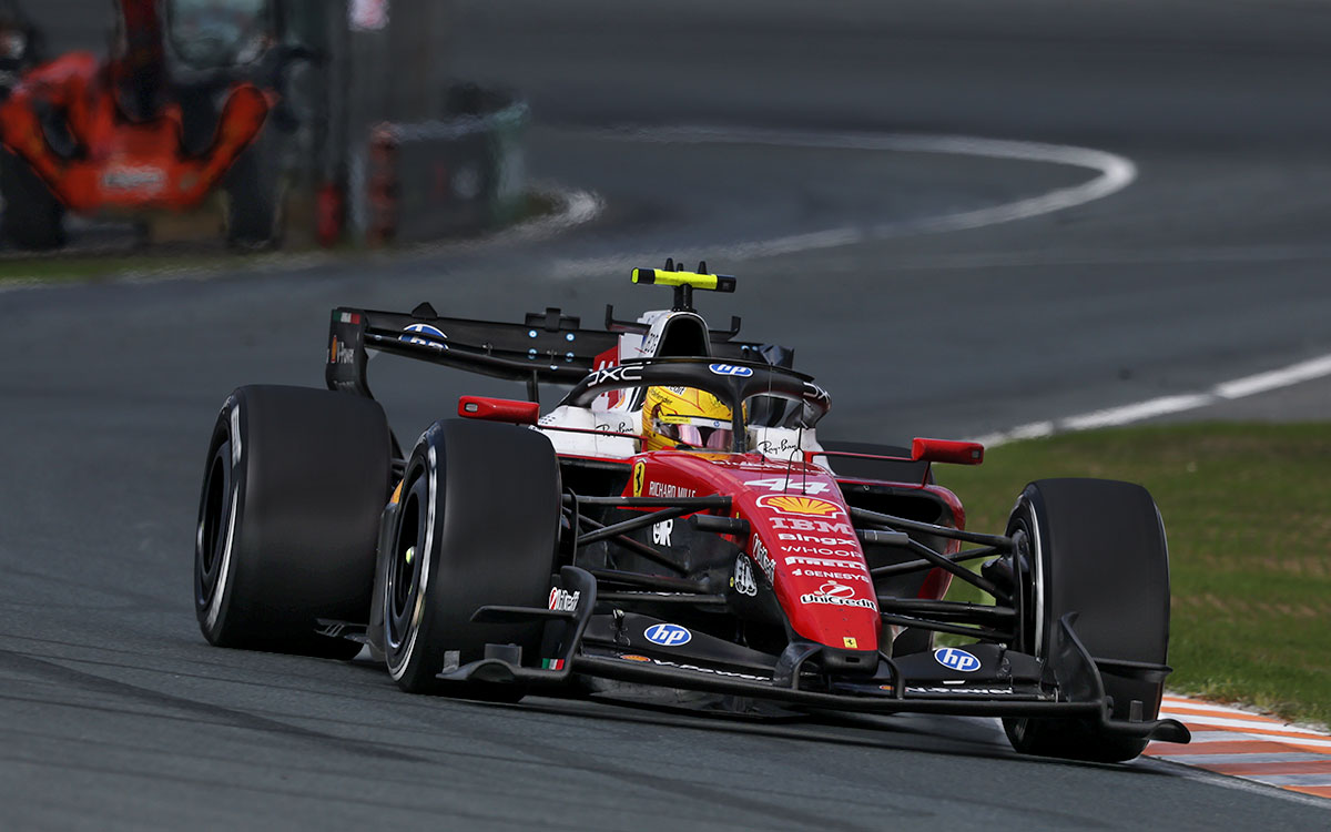 ザントフォールト・サーキットを走行するルイス・ハミルトンのフェラーリSF-26、2026年8月23日(日) F1オランダGP決勝
