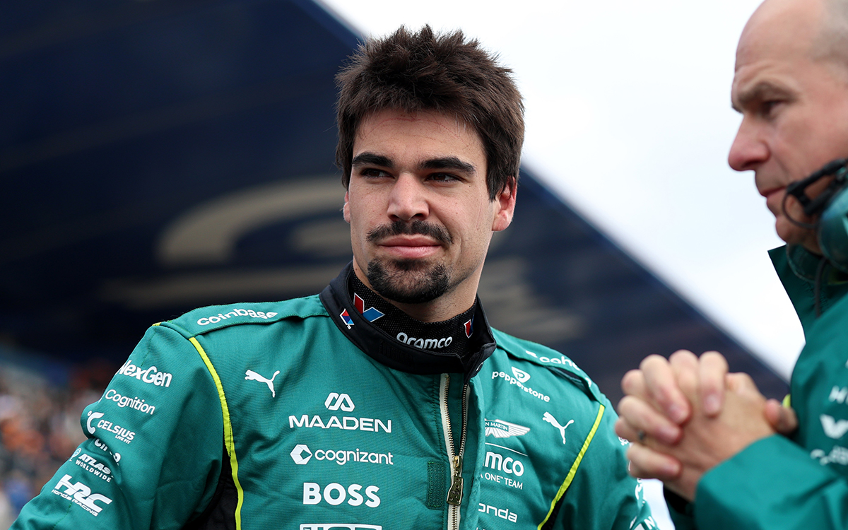 グリッド上に立つランス・ストロール（アストンマーティン・ホンダ）、2026年8月22日(土) F1オランダGPスプリント（ザントフォールト・サーキット）