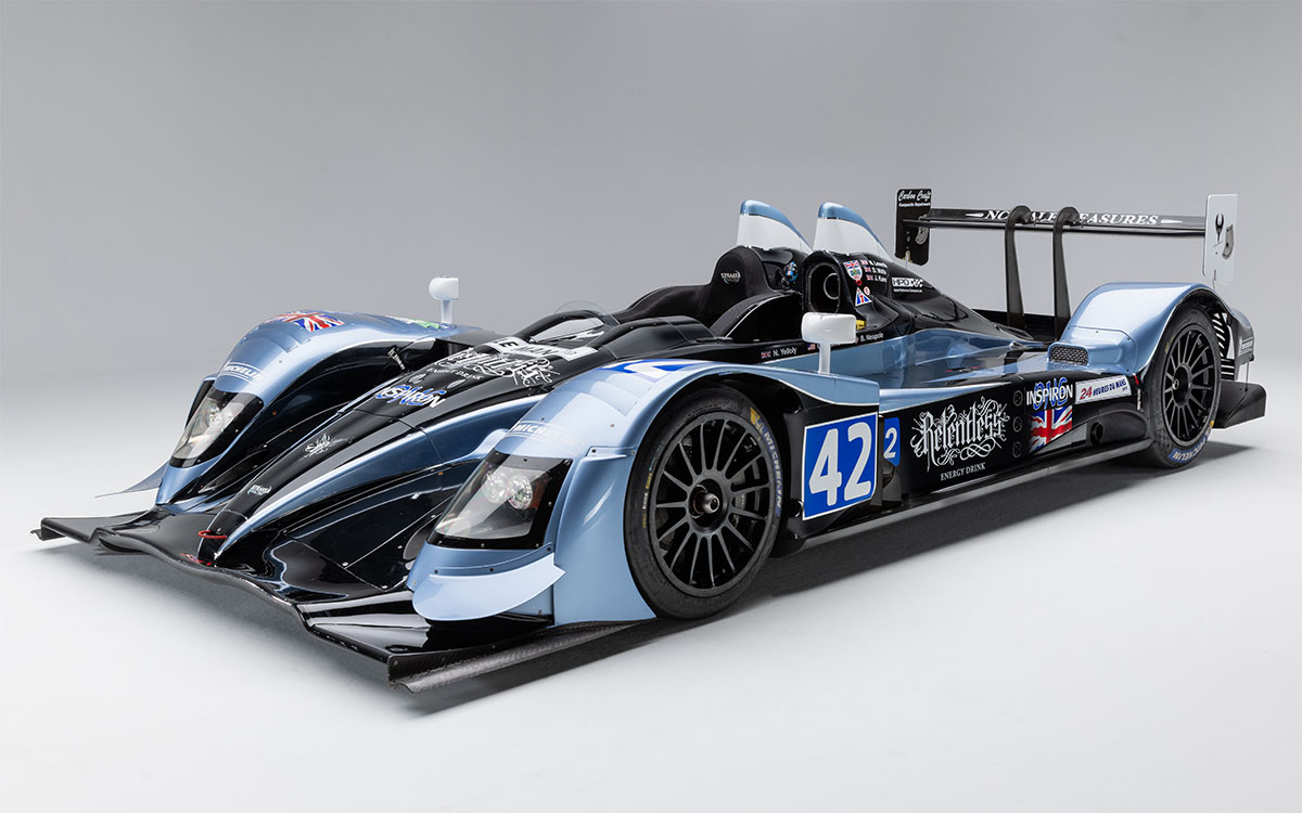 2010年型HPD ARX-01c「Strakka」のフロント左前方ビュー